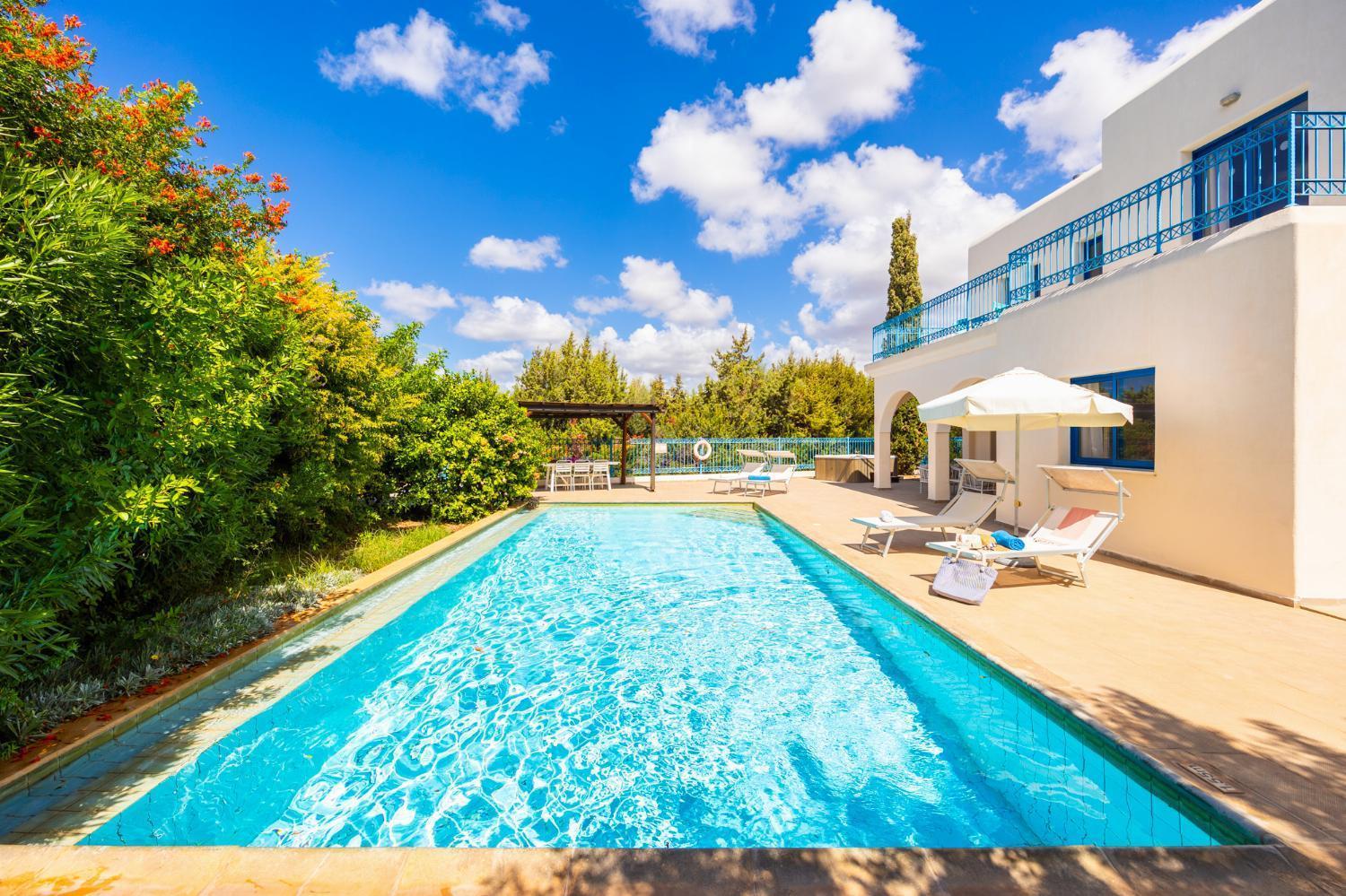 Villa Poseidonas Пея Екстериор снимка